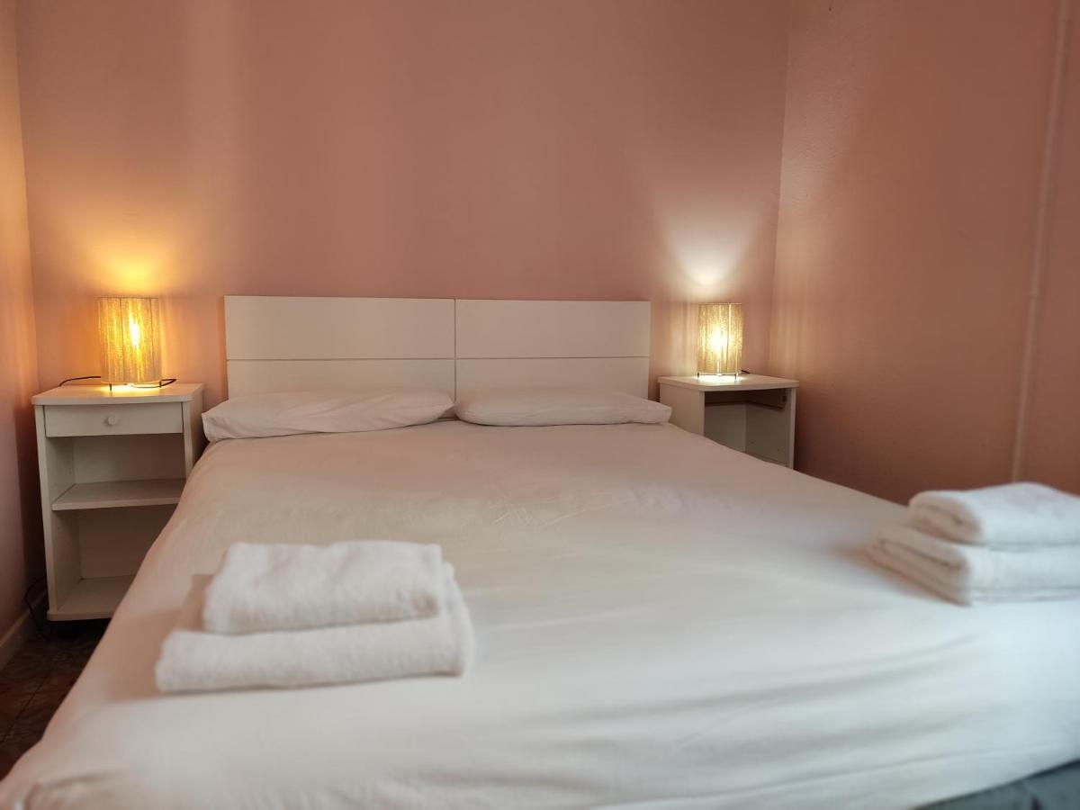 Hostal Del Palau Barselona Dış mekan fotoğraf